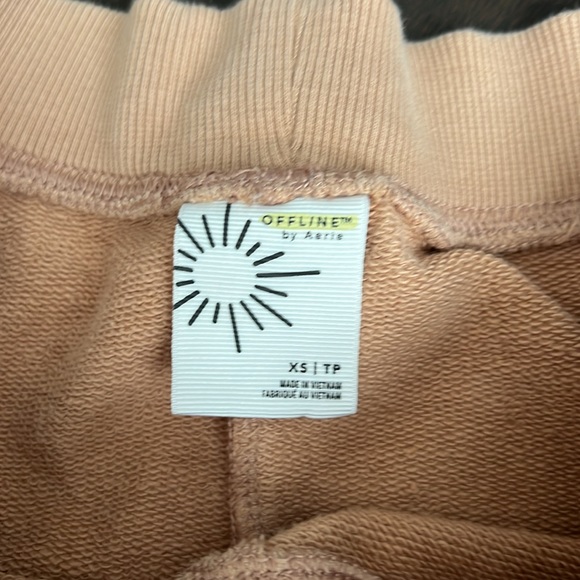 OFFLINE By Aerie Throw-Back Fleece Track Short tan sz XS EUC - Picture 2 of 4